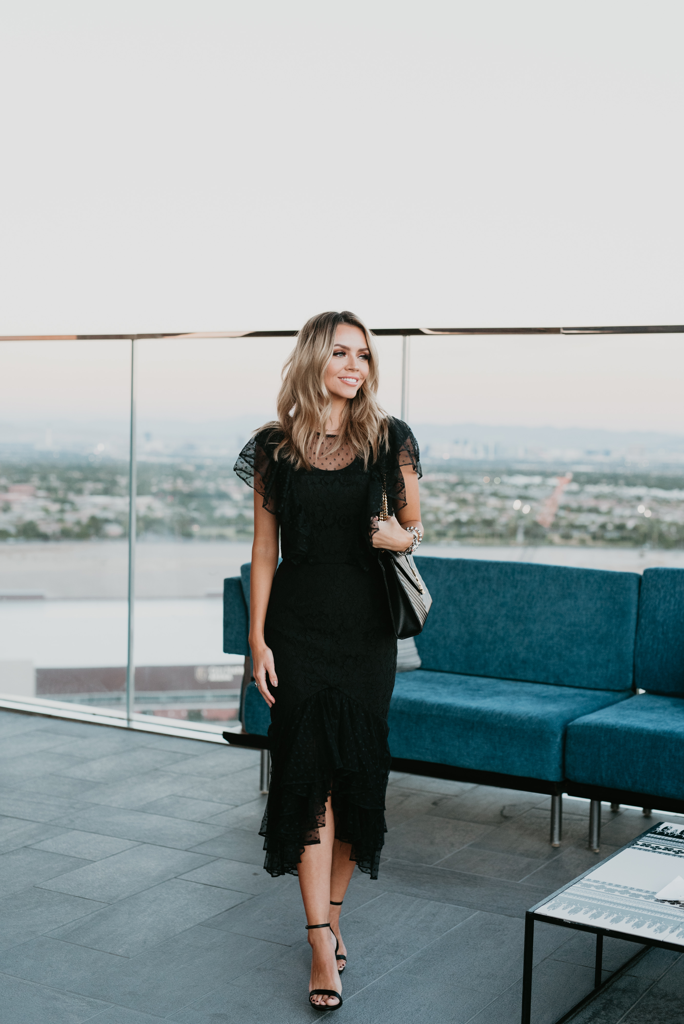 long sleeve black knit dress Midi Size:16W TRENDING:FRILL Met Gala 2025 Best