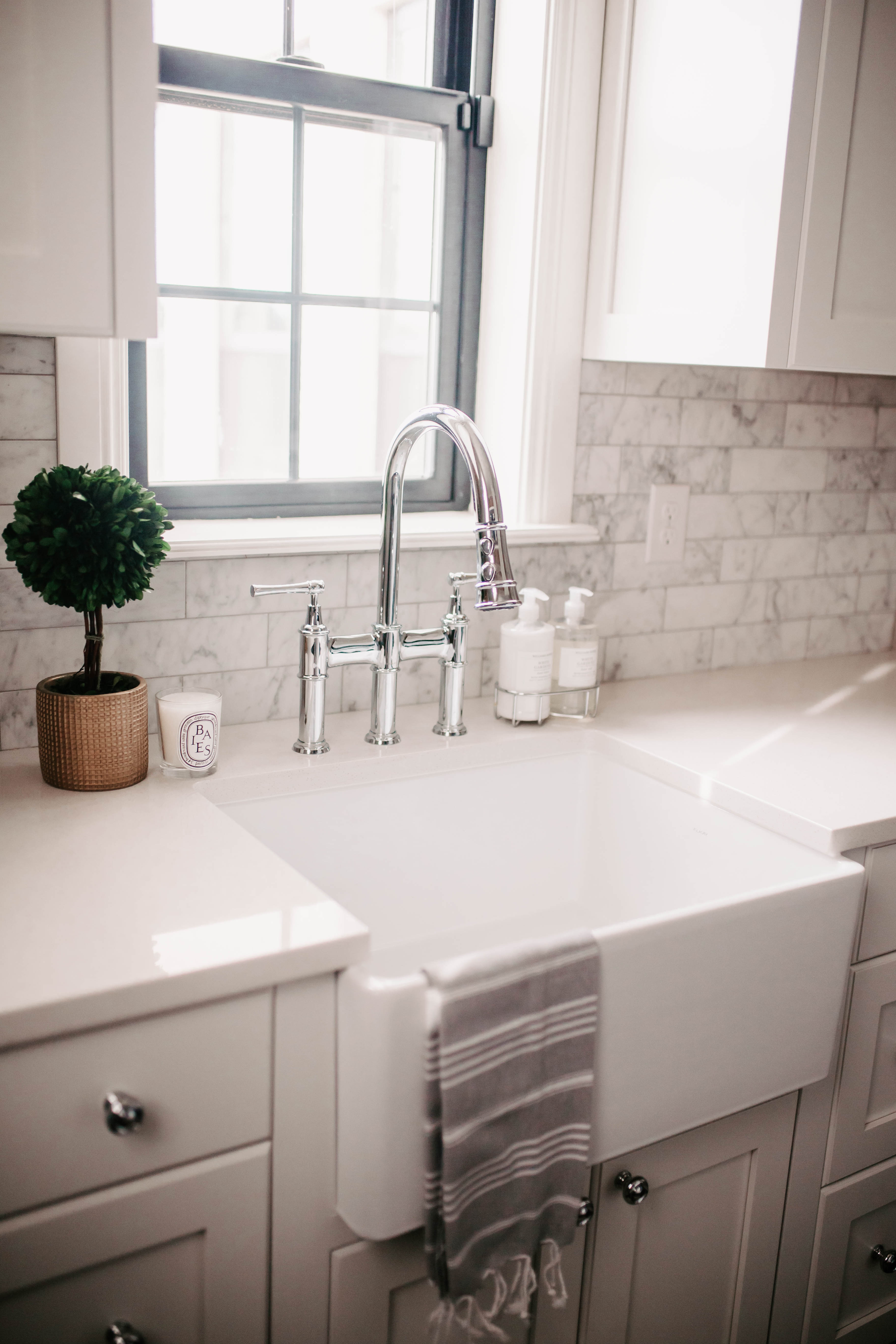 Butler's Pantry + Laundry Room Sink Details With Elkay | Truly Destiny